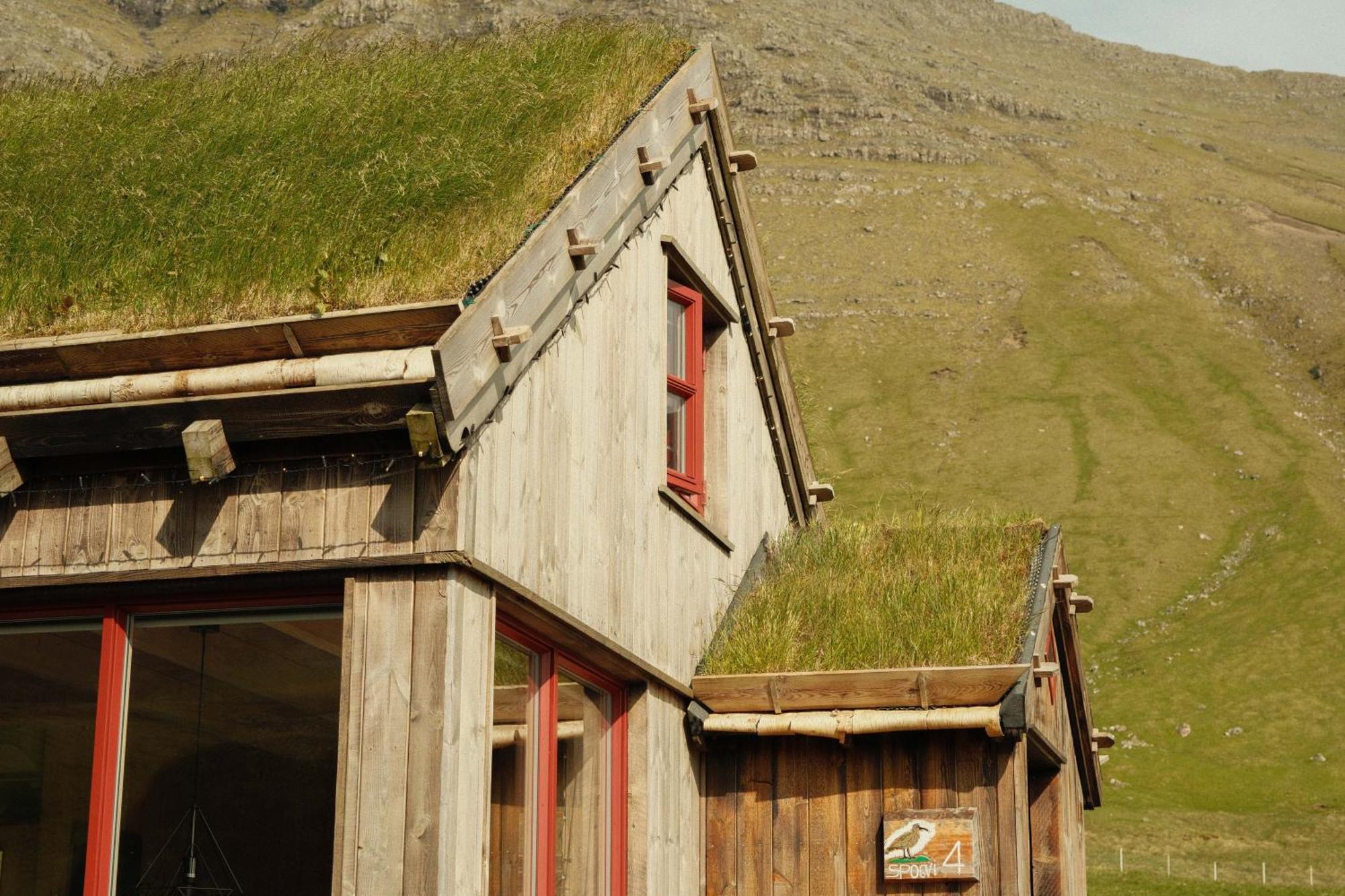 Múlafossur Cottage No 1 by Famous Waterfall in Gásadalur Esterno foto