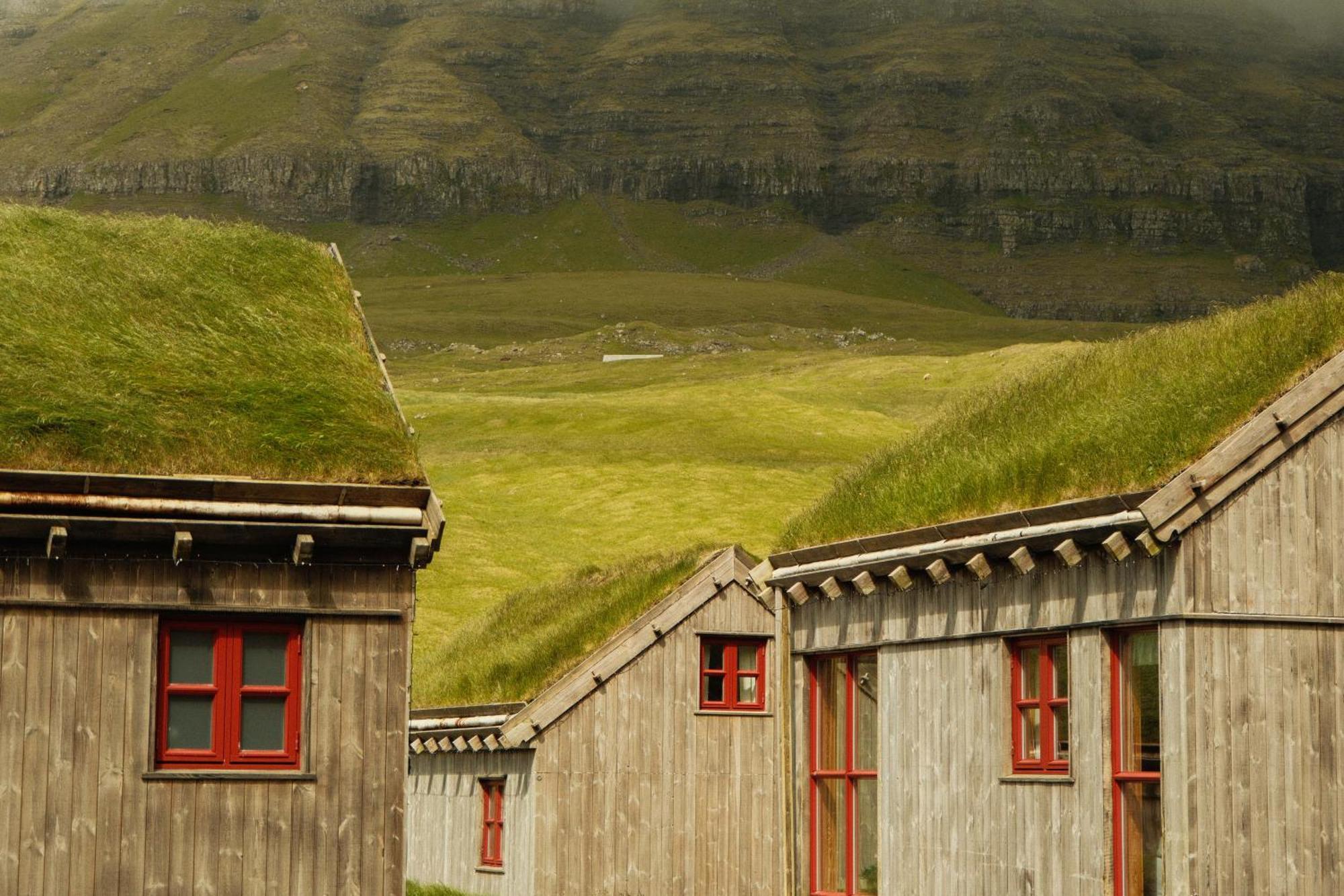 Múlafossur Cottage No 1 by Famous Waterfall in Gásadalur Esterno foto