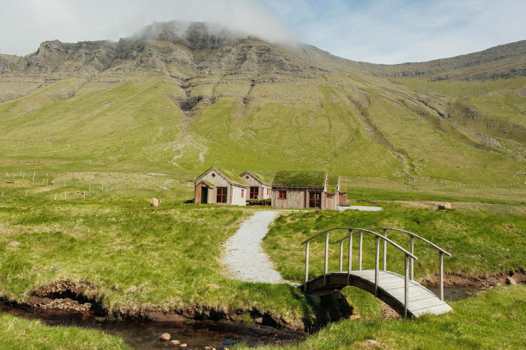 Múlafossur Cottage No 1 by Famous Waterfall in Gásadalur Esterno foto