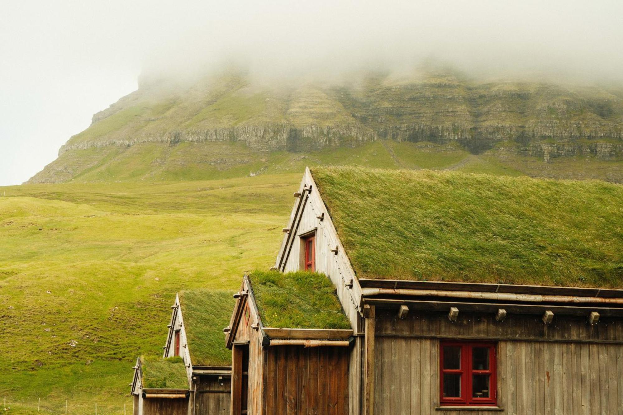 Múlafossur Cottage No 1 by Famous Waterfall in Gásadalur Esterno foto